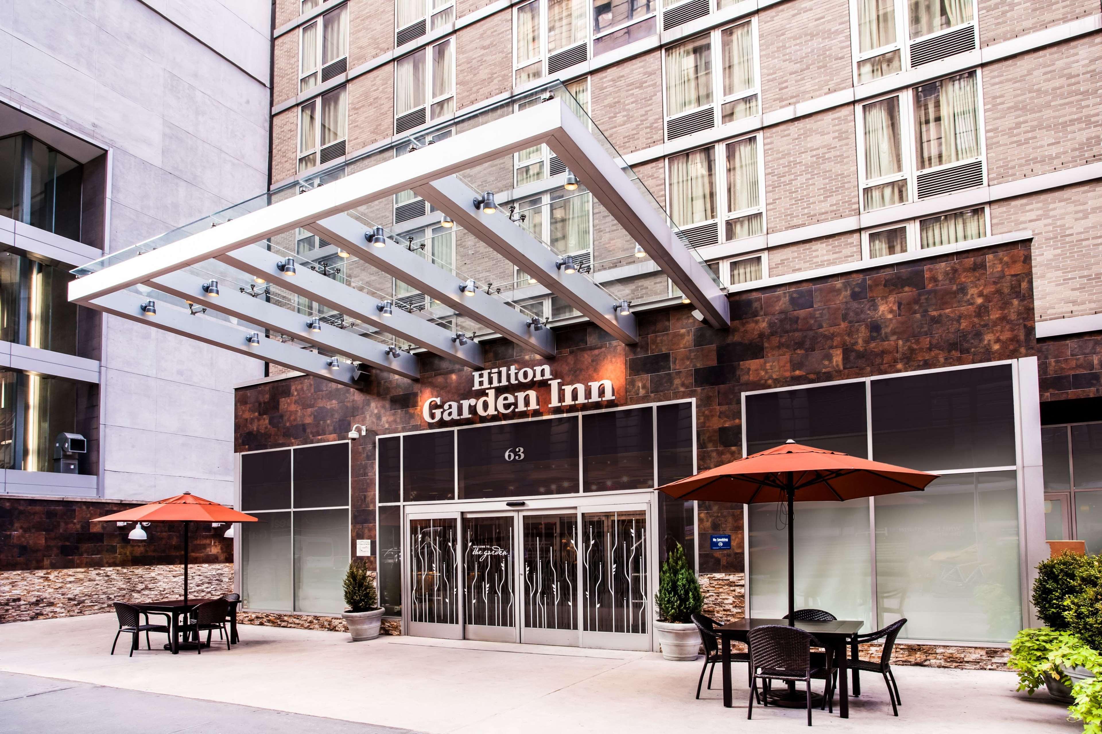 Hilton Garden Inn West 35Th Street New York Exterior foto