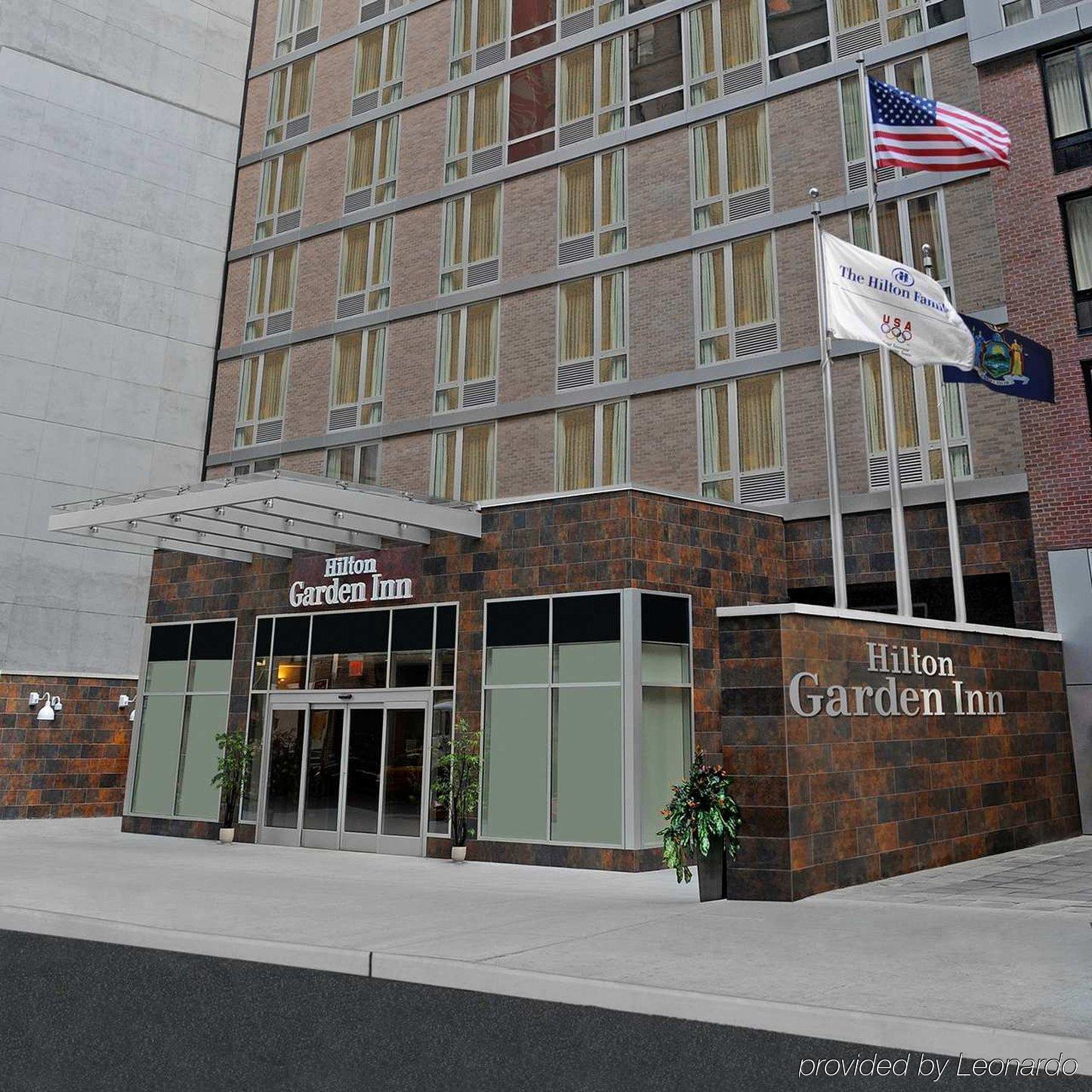 Hilton Garden Inn West 35Th Street New York Exterior foto